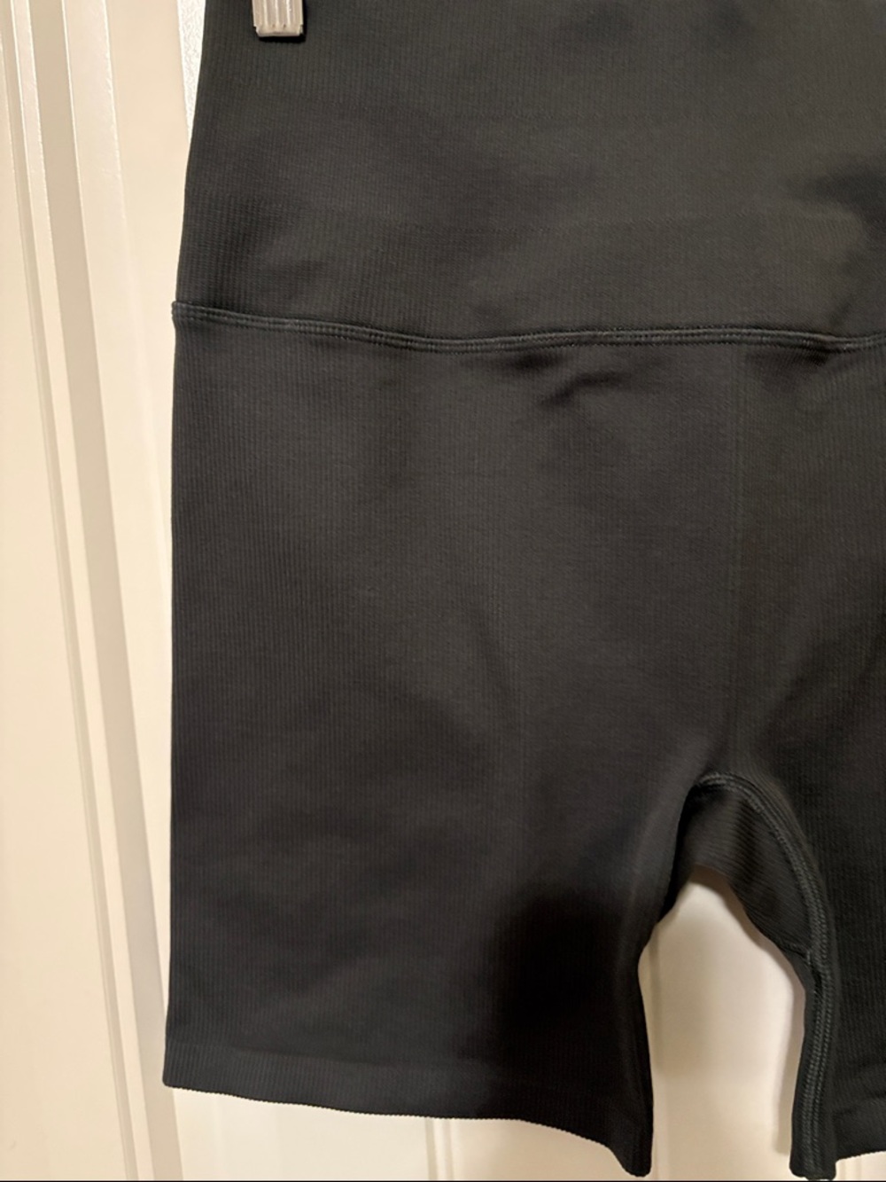 ALO Yoga Black High-Rise Ribbed Bike Shorts - Picture 2 of 8